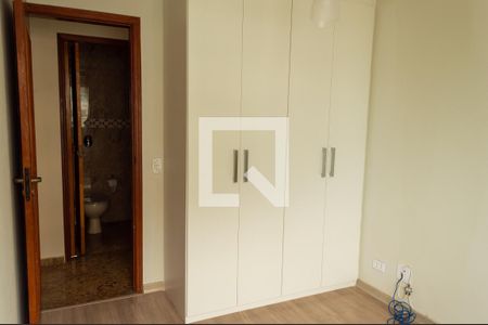 Apartamento à venda com 167m², 4 quartos e 3 vagasQuarto 2
