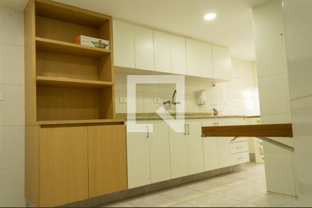 Apartamento à venda com 167m², 4 quartos e 3 vagasCozinha