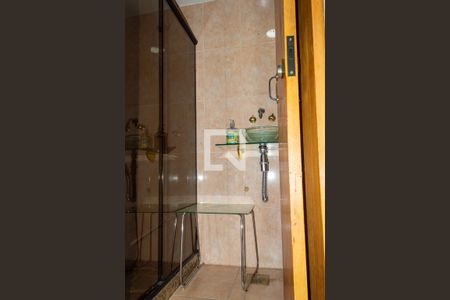 Apartamento à venda com 167m², 4 quartos e 3 vagasBanheiro da sala 2