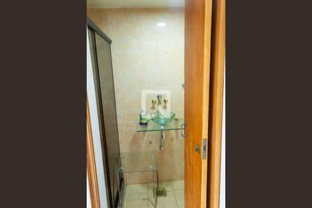 Apartamento à venda com 167m², 4 quartos e 3 vagasBanheiro da sala 2