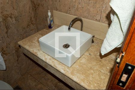 Apartamento à venda com 167m², 4 quartos e 3 vagasBanheiro Social detalhe