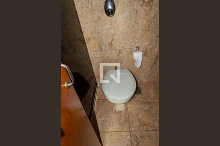 Apartamento à venda com 167m², 4 quartos e 3 vagasBanheiro Social detalhe