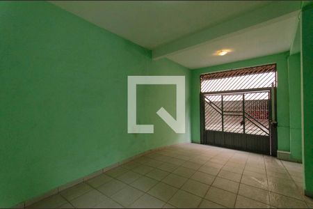 Casa à venda com 287m², 3 quartos e 3 vagas Casa à venda com 287m², 3 quartos e 3 vagasGaragem