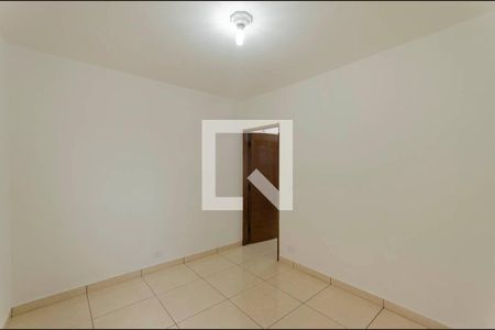 Quarto de casa à venda com 3 quartos, 287m² em Vila Ponte Rasa, São Paulo