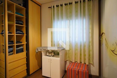 Apartamento à venda com 110m², 4 quartos e 2 vagasQuarto 2