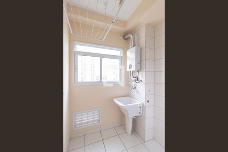 Área de Serviço de apartamento à venda com 2 quartos, 57m² em Umuarama, Osasco