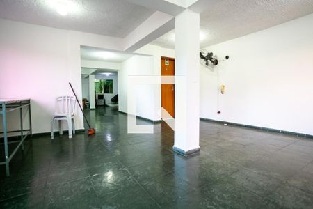 Apartamento à venda com 68m², 3 quartos e 1 vaga Apartamento à venda com 68m², 3 quartos e 1 vagaÁrea comum - Salão de festas