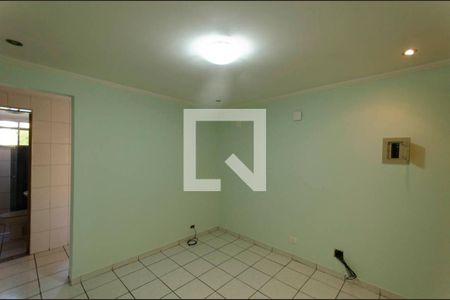 Sala de apartamento para alugar com 2 quartos, 55m² em Vila Sílvia, São Paulo