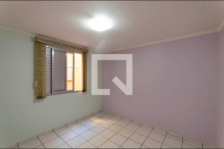 Quarto 2 de apartamento para alugar com 2 quartos, 55m² em Vila Sílvia, São Paulo