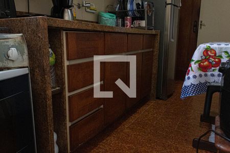 Apartamento à venda com 74m², 2 quartos e 1 vaga Apartamento à venda com 74m², 2 quartos e 1 vagaCozinha - Armários