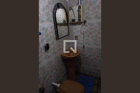 Apartamento à venda com 74m², 2 quartos e 1 vaga Apartamento à venda com 74m², 2 quartos e 1 vagaBanheiro