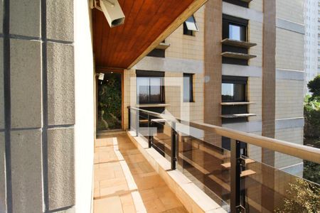 Apartamento à venda com 211m², 3 quartos e 3 vagasVaranda da Sala