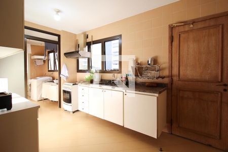 Apartamento à venda com 211m², 3 quartos e 3 vagasCozinha 