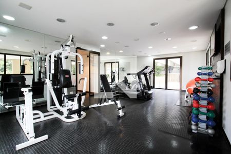 Apartamento à venda com 211m², 3 quartos e 3 vagasÁrea comum - Academia