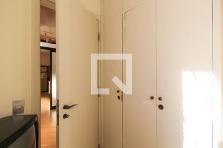 Apartamento à venda com 211m², 3 quartos e 3 vagasQuarto de Serviço