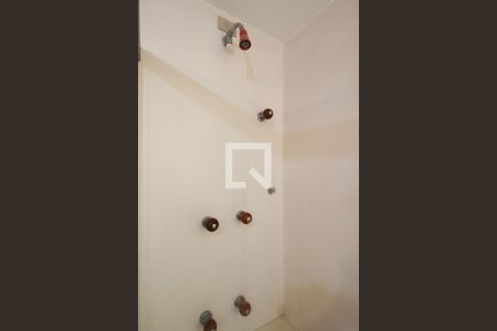 Apartamento à venda com 211m², 3 quartos e 3 vagasBanheiro da Suíte 1