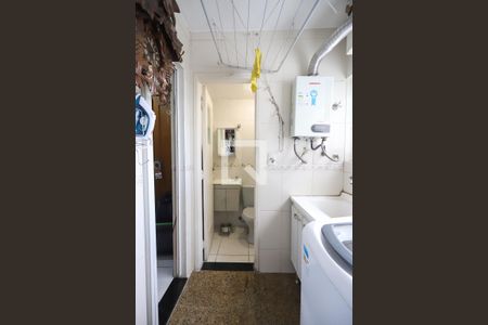 Apartamento à venda com 96m², 3 quartos e 1 vaga Apartamento à venda com 96m², 3 quartos e 1 vagaLavanderia