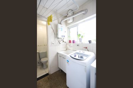 Apartamento à venda com 96m², 3 quartos e 1 vaga Apartamento à venda com 96m², 3 quartos e 1 vagaLavanderia