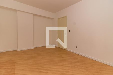 Dormitório de apartamento à venda com 1 quarto, 46m² em Farroupilha, Porto Alegre