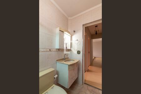 Banheiro de apartamento para alugar com 2 quartos, 74m² em Vila Galvão, Guarulhos