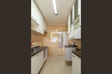 Cozinha de apartamento para alugar com 2 quartos, 74m² em Vila Galvão, Guarulhos