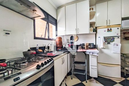 Apartamento para alugar com 150m², 3 quartos e 3 vagas Apartamento para alugar com 150m², 3 quartos e 3 vagasCozinha