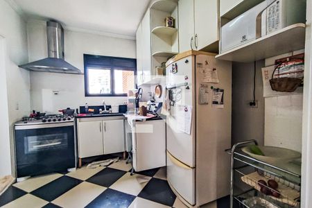 Apartamento para alugar com 150m², 3 quartos e 3 vagas Apartamento para alugar com 150m², 3 quartos e 3 vagasCozinha