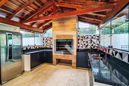 Apartamento para alugar com 150m², 3 quartos e 3 vagas Apartamento para alugar com 150m², 3 quartos e 3 vagasÁrea Comum - Churrasqueira