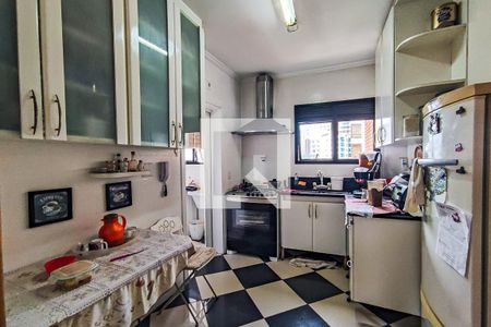 Apartamento para alugar com 150m², 3 quartos e 3 vagas Apartamento para alugar com 150m², 3 quartos e 3 vagasCozinha