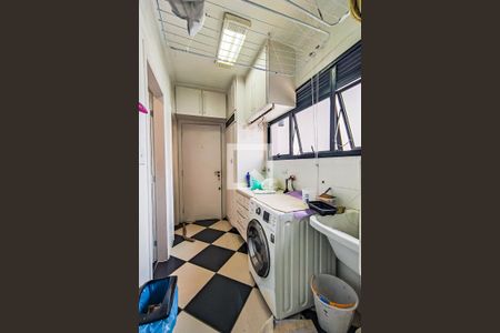 Apartamento para alugar com 150m², 3 quartos e 3 vagas Apartamento para alugar com 150m², 3 quartos e 3 vagasÁrea de Serviço