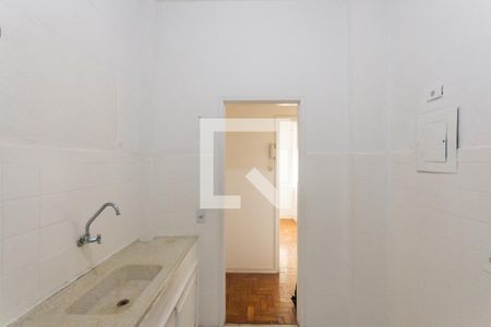 Apartamento à venda com 72m², 2 quartos e sem vagaCozinha e Área de Serviço
