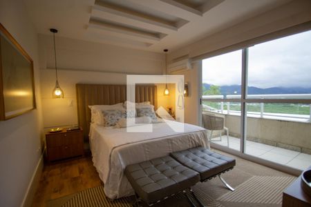 Casa de condomínio à venda com 450m², 4 quartos e 2 vagasSuíte 2