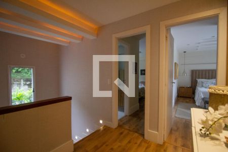 Casa de condomínio à venda com 450m², 4 quartos e 2 vagasHall dos Quartos