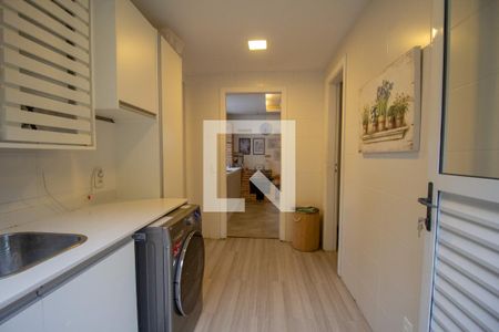 Casa de condomínio à venda com 450m², 4 quartos e 2 vagasÁrea de Serviço