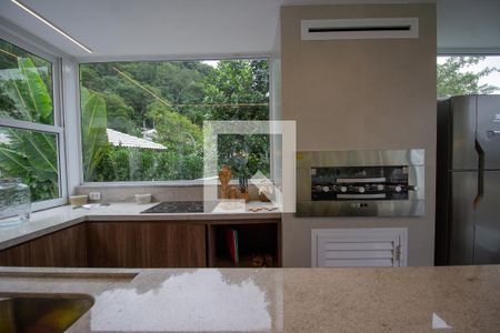 Casa de condomínio à venda com 450m², 4 quartos e 2 vagasÁrea Gourmet