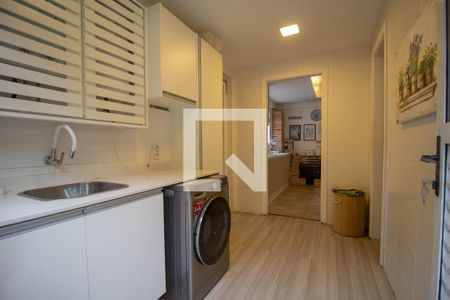 Casa de condomínio à venda com 450m², 4 quartos e 2 vagasÁrea de Serviço