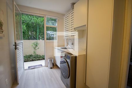 Casa de condomínio à venda com 450m², 4 quartos e 2 vagasÁrea de Serviço