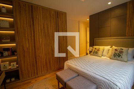 Casa de condomínio à venda com 450m², 4 quartos e 2 vagasSuíte 1