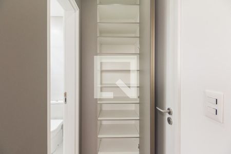 Apartamento para alugar com 82m², 2 quartos e 2 vagas Apartamento para alugar com 82m², 2 quartos e 2 vagasSuíte