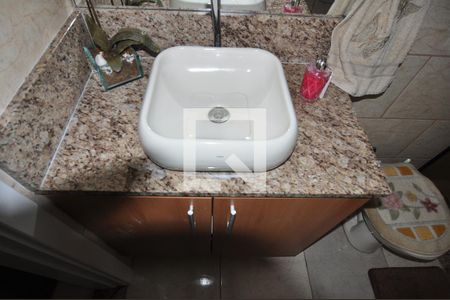 Casa de condomínio à venda com 173m², 3 quartos e 1 vagaBanheiro Corredor