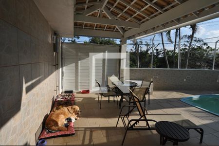 Casa de condomínio à venda com 173m², 3 quartos e 1 vagaGaragem