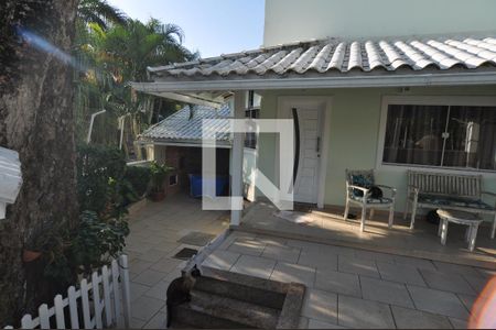 Fachada de casa de condomínio à venda com 3 quartos, 173m² em Jacarepaguá, Rio de Janeiro