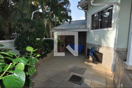 Quintal de casa de condomínio à venda com 3 quartos, 173m² em Jacarepaguá, Rio de Janeiro