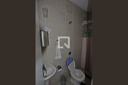 Casa de condomínio à venda com 173m², 3 quartos e 1 vagaBanheiro de Serviço