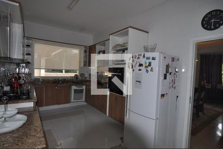 Casa de condomínio à venda com 173m², 3 quartos e 1 vagaCozinha - Armários