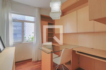 Apartamento para alugar com 220m², 4 quartos e 2 vagasQuarto 3