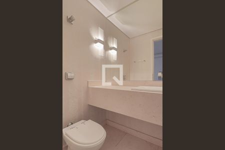 Apartamento para alugar com 220m², 4 quartos e 2 vagasLavabo