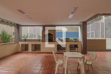 Apartamento para alugar com 220m², 4 quartos e 2 vagasÁrea comum - Churrasqueira