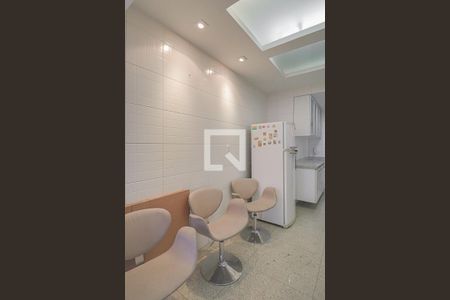 Apartamento para alugar com 220m², 4 quartos e 2 vagasCozinha 