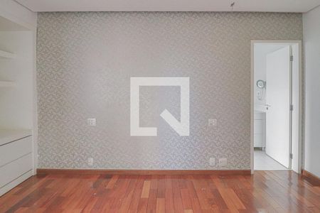 Apartamento para alugar com 220m², 4 quartos e 2 vagasQuarto Suíte 